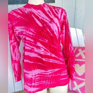 Victoria’s Secret PINK long sleeve tee
